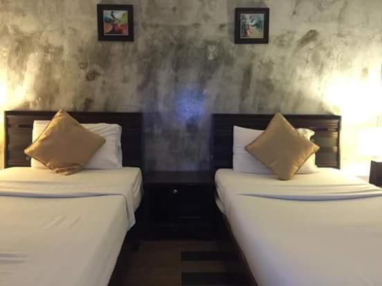 Crescent Bay Resort Koh Samet Esterno foto