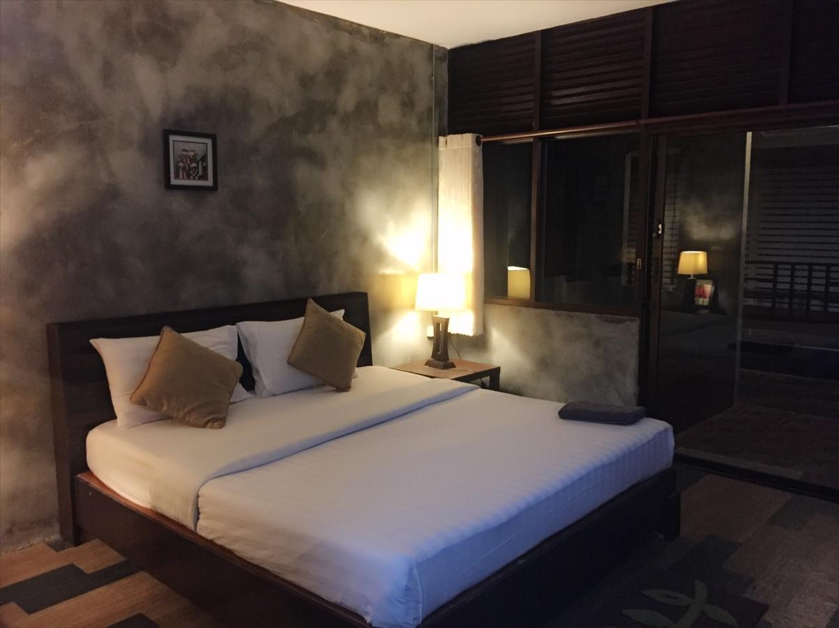 Crescent Bay Resort Koh Samet Esterno foto