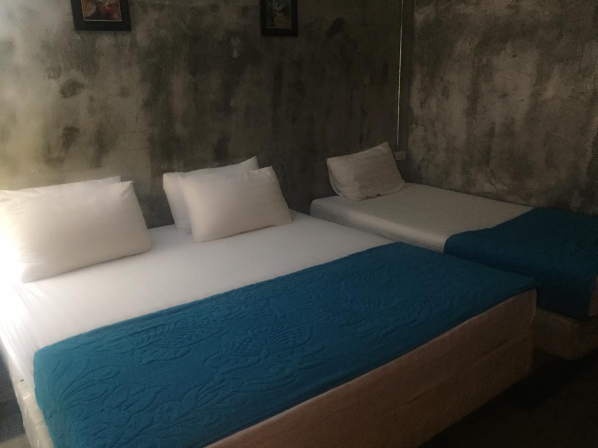 Crescent Bay Resort Koh Samet Esterno foto